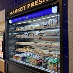 Paris Baguette - Fridge