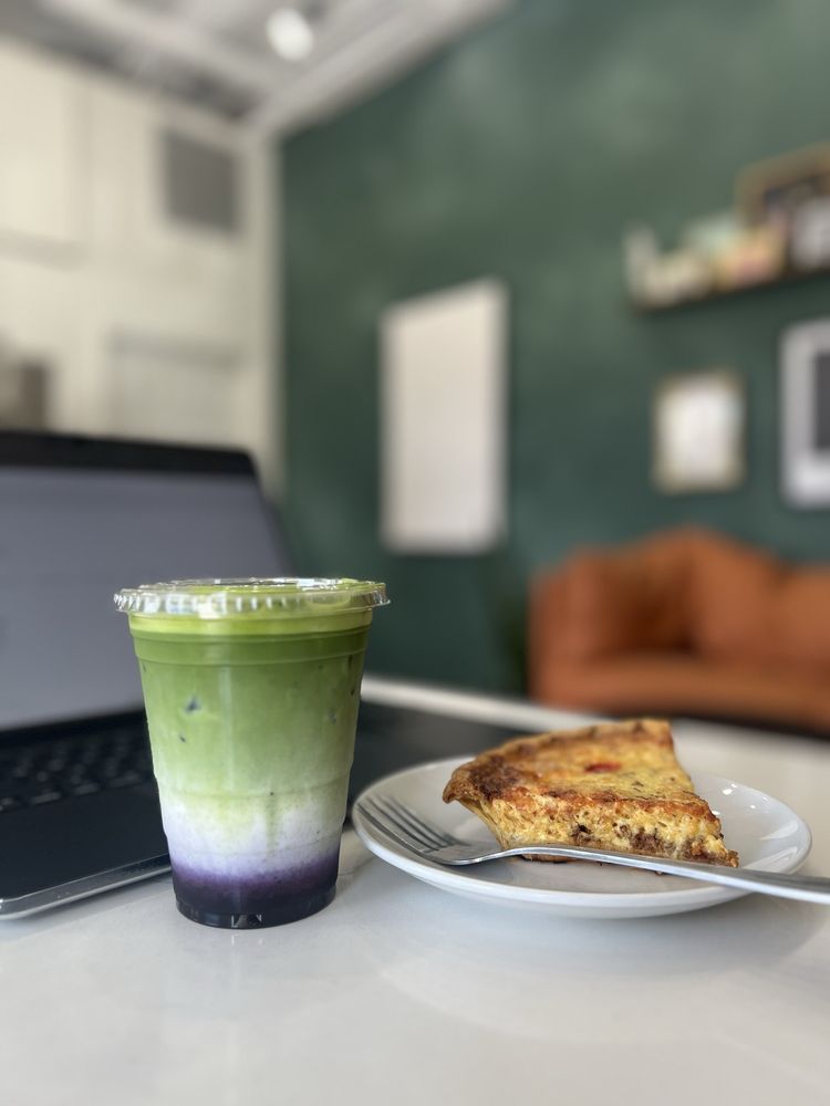 Caffiend Coffee Company Logo