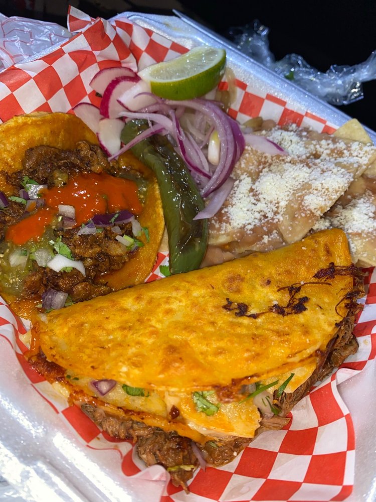 Chaka Birria Logo