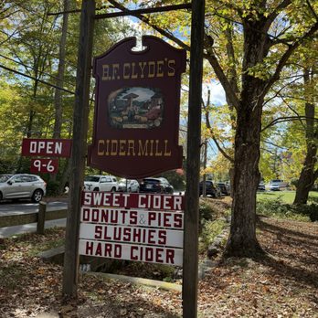 B.F. Clyde's Cider Mill - welcome sign - Cideries Near Me - Mystic, Connecticut