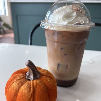 Caffiend Coffee Company - (Seasonal) Maple Harvest Latte - Coffee & Tea Near Me - Norfolk, Virginia