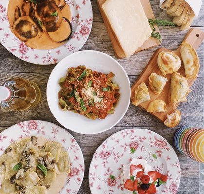 Luna Pasta e Dolci Take-Away by null
