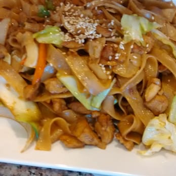 Mr Noodles - Chicken chow fun- delicious! - Vietnamese Near Me - Salinas, California Mr Noodles - Chicken chow fun- delicious! - Vietnamese Near Me - Salinas, California