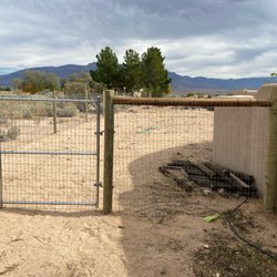 4 Bros with Hoes - Custom Gate