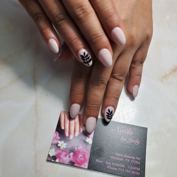 Nails by Judy - Leaves design - Nail Salons Near Me - Houston, Texas