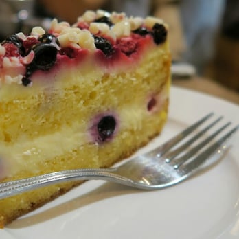 Caffè Nero - Mixed Berry Cheesecake - Coffee & Tea Near Me - Boston, Massachusetts