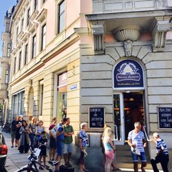 Bäckerei Morenz - Just by looking at the line, you know it's good!
