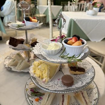 Tea Rose Garden - Garden Tea - Tea Rooms Near Me - Pasadena, California