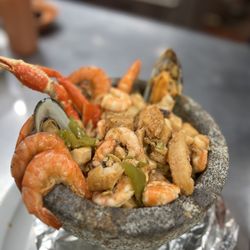 Mariscos Puerto Nayari - Molcajete