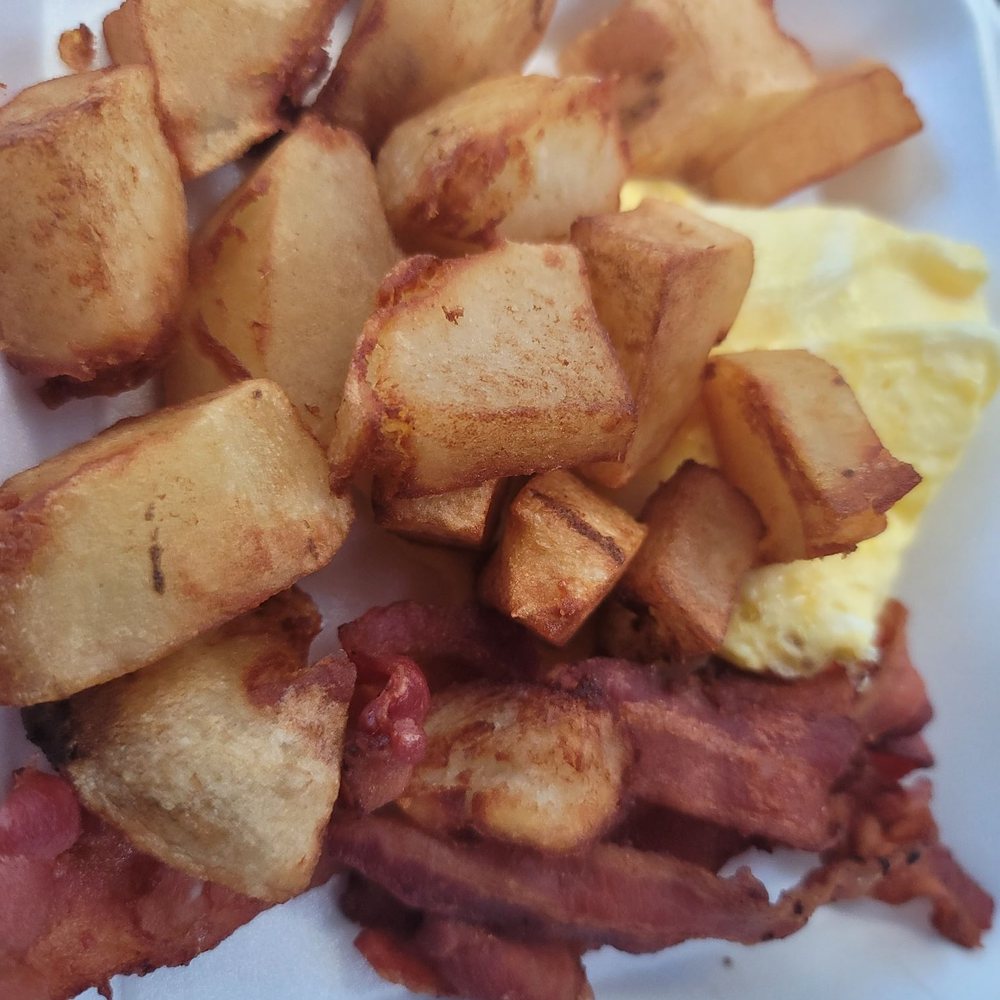 Hannara Restaurant - Bacok ,Eggs and Potatoes for breakfast yummy - American Near Me - Waianae, Hawaii Hannara Restaurant - Bacok ,Eggs and Potatoes for breakfast yummy - American Near Me - Waianae, Hawaii