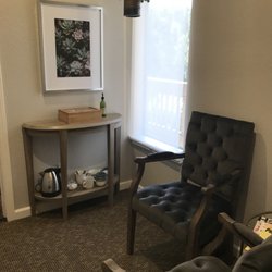 Rebecca Tulsi, LMFT - Waiting room