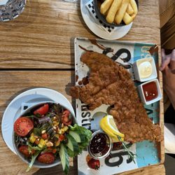 V8 Hotel Motorworld Region Stuttgart - Schnitzel, lots of breading