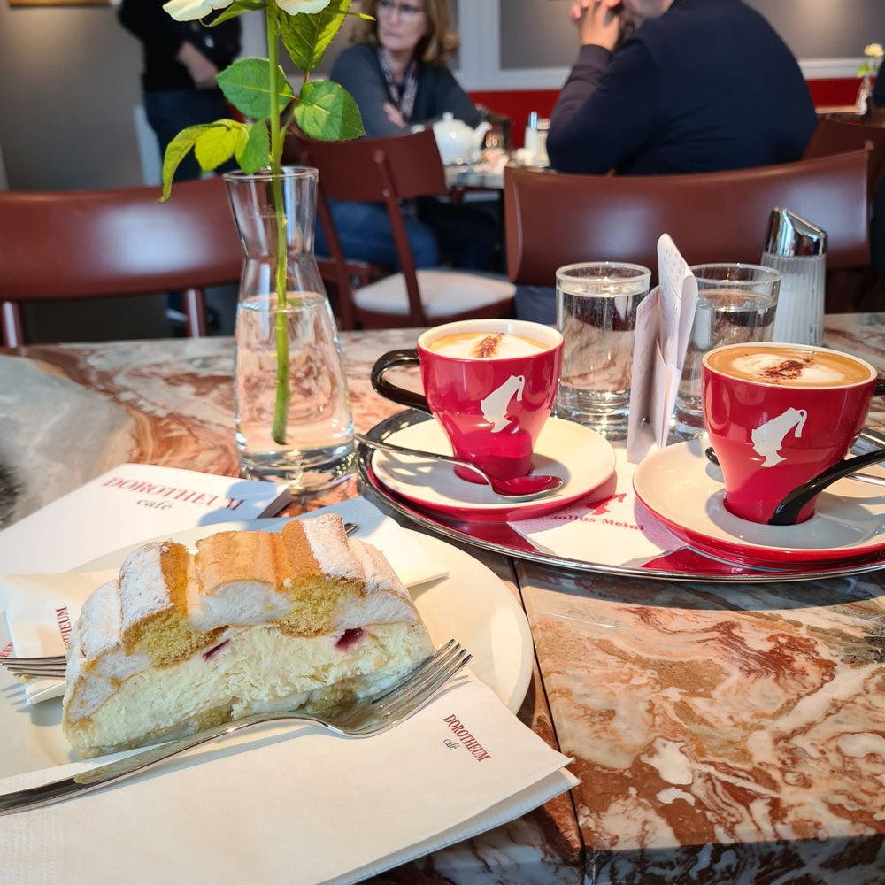 Dorotheum - Cafe - Coffee and cake - Cafes Near Me - Vienna, 9