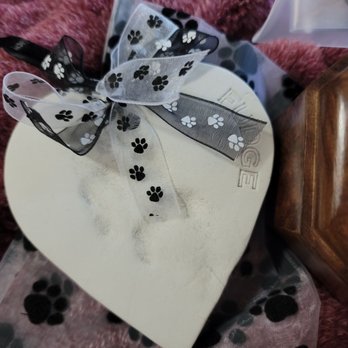 Peaceful Paws Cremation & Memorials - Pet Cremation Services Near Me - Vancouver, Washington Peaceful Paws Cremation & Memorials - Pet Cremation Services Near Me - Vancouver, Washington