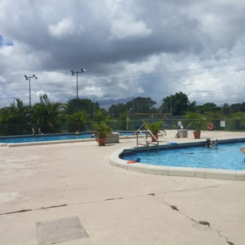 Little Swimmers - Swimming Lessons/Schools Near Me - Miami, Florida Little Swimmers - Swimming Lessons/Schools Near Me - Miami, Florida