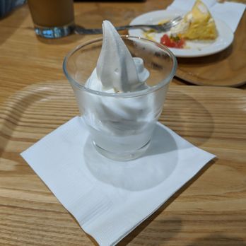 無印良品 - Japanese Near Me - Hong Kong, HK