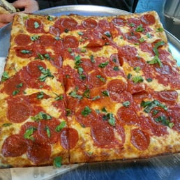 Grandma Pizza