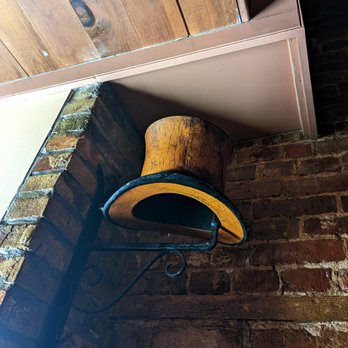 Tin Pan Galley - Design accent - American Near Me - Sackets Harbor, New York Tin Pan Galley - Design accent - American Near Me - Sackets Harbor, New York