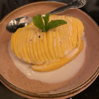 Chaa Roen Pohn - Mango sticky rice $8 - Laotian Near Me - San Francisco, California