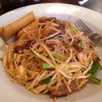Thai Dee - Chicken & Beef Pad Thai - Thai Near Me - San Antonio, Texas Thai Dee - Chicken & Beef Pad Thai - Thai Near Me - San Antonio, Texas