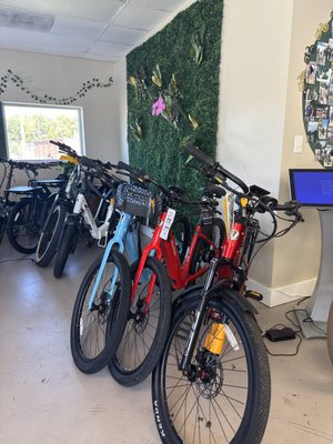 Bike Sales - Discover the Freedom of E-Biking.  Shop E-Bikes Today! 
Reimagine your commute and weekend adventures with a brand-new e-bike.
Experience the perfect blend of convenience, style, and eco-friendly travel