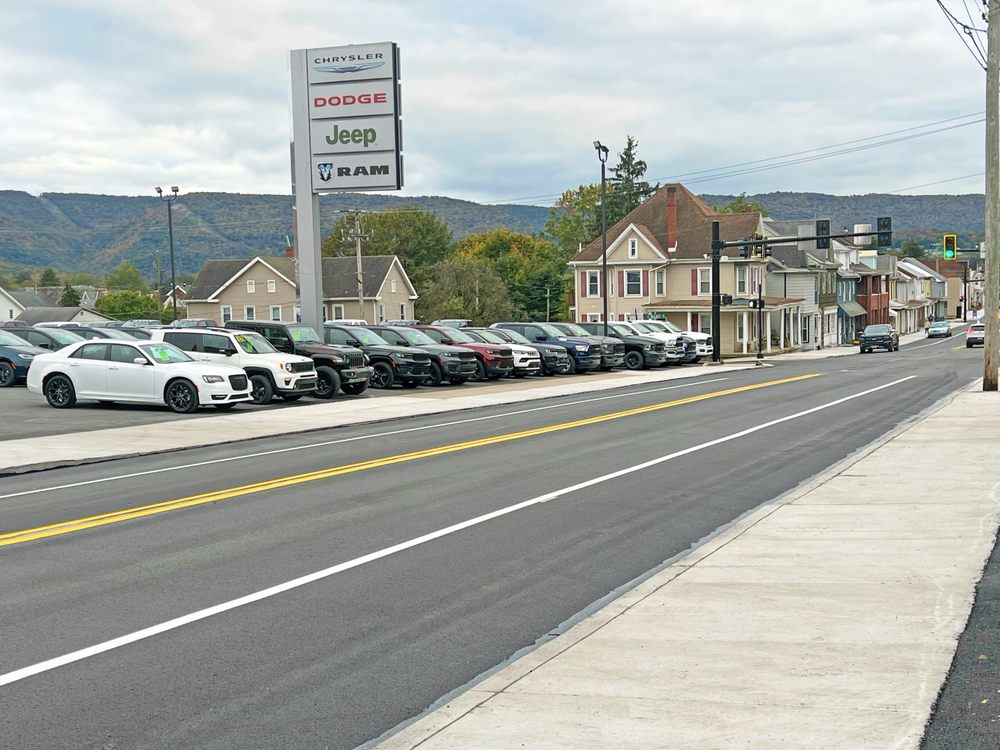 Lake Chrysler Dodge Jeep RAM