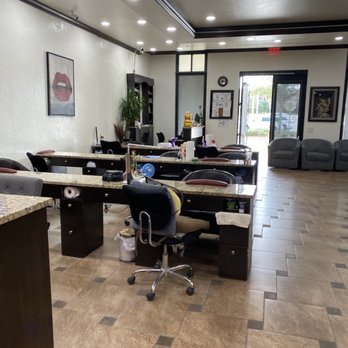 Windermere Nails & Spa - Salon - Nail Technicians Near Me - Orlando, Florida