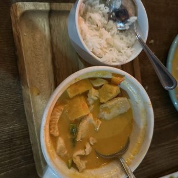 Celadon Thai Kitchen - Pineapple Curry - Thai Near Me - Los Angeles, California Celadon Thai Kitchen - Pineapple Curry - Thai Near Me - Los Angeles, California