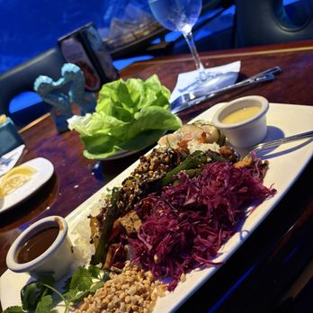 Downtown Aquarium - Seafood Near Me - Houston, Texas