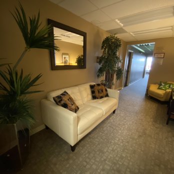 Corey Proffitt Studios Massage - Client lobby at Corey Proffitt Studios Massage - Massage Near Me - Lexington, Kentucky