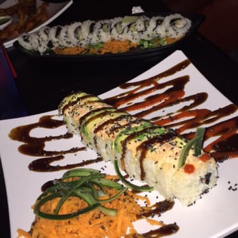 Mariscos Rocamar - El gusano roll so good can't wait to go back & get it again ! - Mexican Near Me - La Puente, California