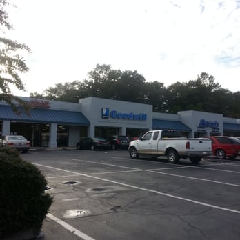 Goodwill Industries - Thrift Stores Near Me - Greenville, South Carolina Goodwill Industries - Thrift Stores Near Me - Greenville, South Carolina