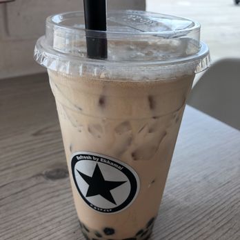 Refresh by Ekkamai - Salted caramel milk tea with cheese foam and boba - Bubble Tea Near Me - Los Angeles, California Refresh by Ekkamai - Salted caramel milk tea with cheese foam and boba - Bubble Tea Near Me - Los Angeles, California