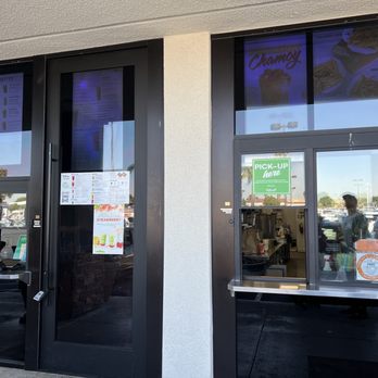 Tastea - Outside, no indoors - Bubble Tea Near Me - Garden Grove, California