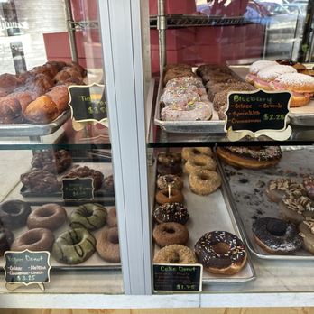 Bob's Donuts - Donuts Near Me - San Francisco, California Bob's Donuts - Donuts Near Me - San Francisco, California
