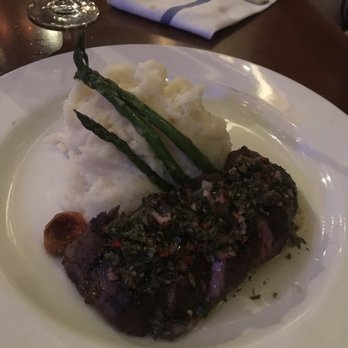 Fleetwood's on Front St - New York steak - New American Near Me - Lahaina, Hawaii Fleetwood's on Front St - New York steak - New American Near Me - Lahaina, Hawaii