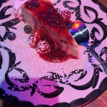 Kalaveras-Temecula - Berries cheesecake - New Mexican Cuisine Near Me - Temecula, California