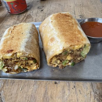 Blueys Mar Vista - Breakfast & Brunch Near Me - Los Angeles, California