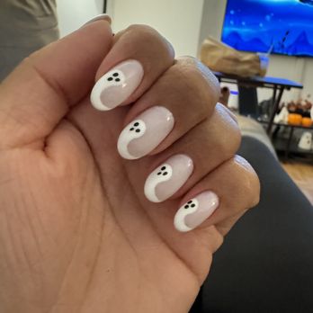 Cindy's Nails - Spooky nails - Nail Salons Near Me - Harrison, New York