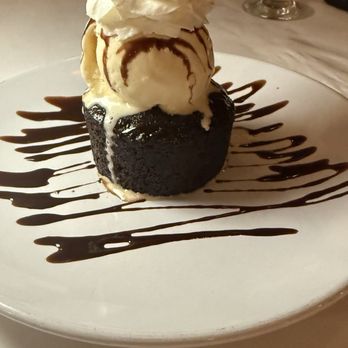 Pesce iTALiAN - Molten Lava Cake - Diners Near Me - St Thomas, Virgin Islands