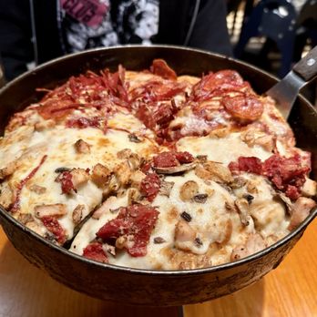 BJ's Restaurant & Brewhouse - Half Pepperoni Extreme and Half Great White Pizza - Shareable - American Near Me - Arcadia, California BJ's Restaurant & Brewhouse - Half Pepperoni Extreme and Half Great White Pizza - Shareable - American Near Me - Arcadia, California