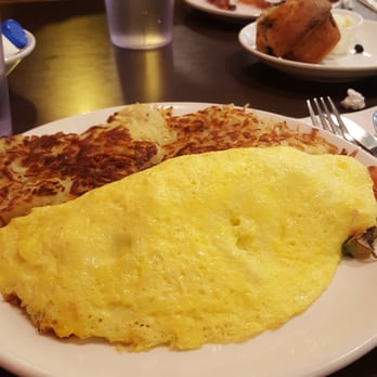 Broken Yolk Cafe - Breakfast & Brunch Near Me - Orange, California Broken Yolk Cafe - Breakfast & Brunch Near Me - Orange, California