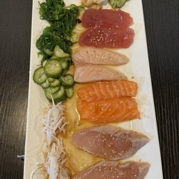 Samurai Sashimi (top to bottom): Tuna, Yellow Tail, Salmon and Albacore Samurai Sashimi (top to bottom): Tuna, Yellow Tail, Salmon and Albacore