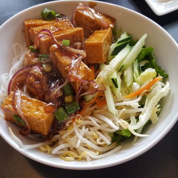 UTea Pho - Tofu bun - Vietnamese Near Me - Austin, Texas