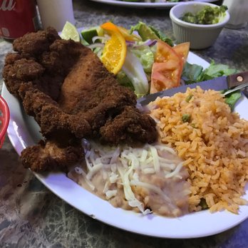 Mariscos Isla Del Pacifico - Chicken milanesa - Seafood Near Me - Pomona, California