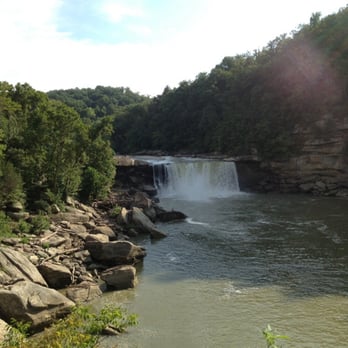 Cumberland Falls State Resort Park - Parks Near Me - Corbin, Kentucky