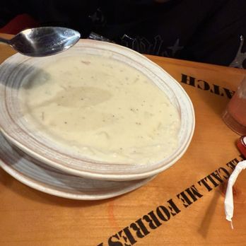 Bubba Gump Shrimp - Old Fashioned New England Clam Chowder - Southern Near Me - Las Vegas, Nevada