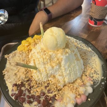 Autea Sweets & Eats - Bubble Tea Near Me - Chicago, Illinois