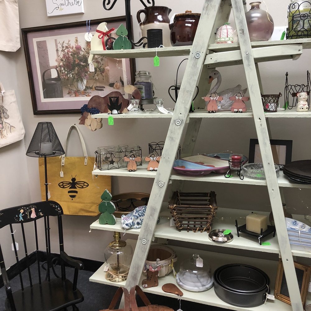 The Tin Pig - Antiques Near Me - Youngsville, North Carolina