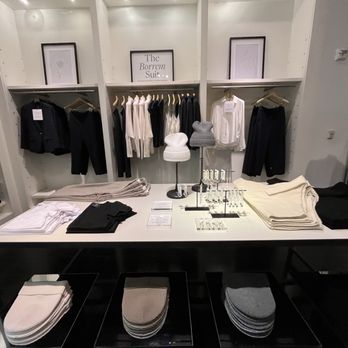 CLUB MONACO TWELVE OAKS - Updated May 2026 - 13 Photos - 27500 Novi Rd,  Novi, Michigan - Men's Clothing - Phone Number - Yelp